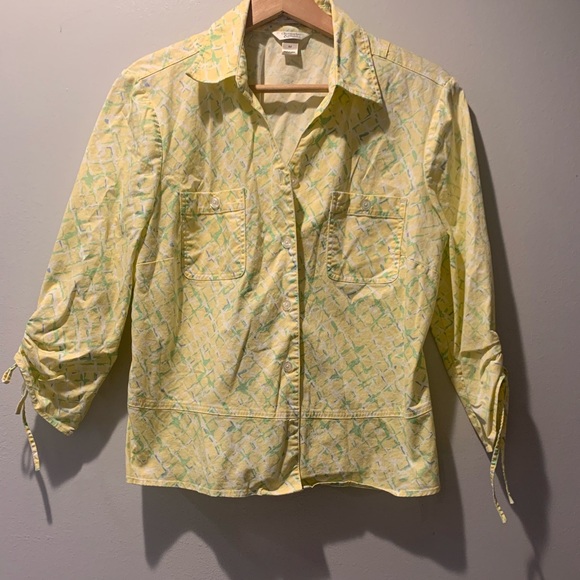 Christopher & Banks Tops - Christopher & Banks Little Lemon Button up Size Medium